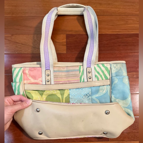 Coach Purse - Picture 2 of 4